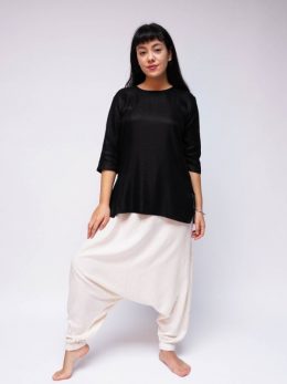 Yomame Harem Pants Standing